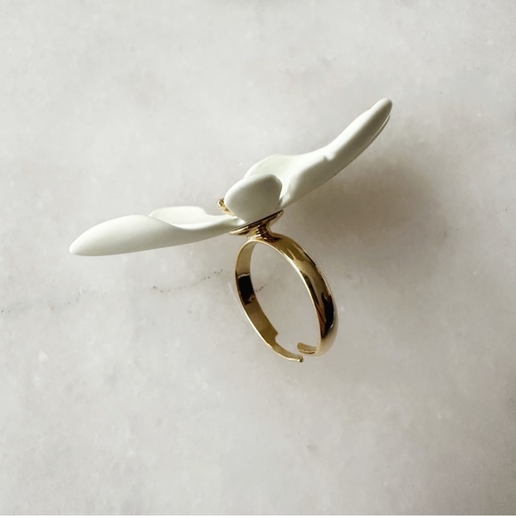 WANDERLUST + CO ring - Picture 2 of 4